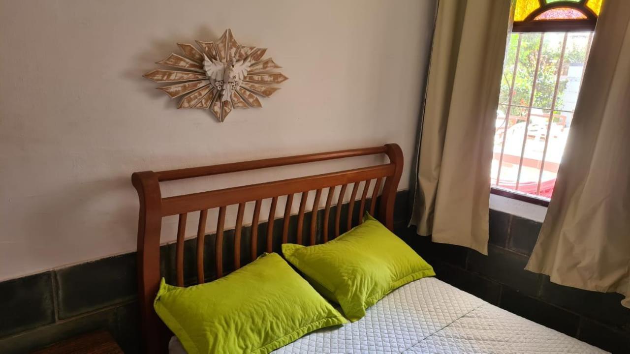Hostel Iguabella - Rj Iguaba Grande Bagian luar foto